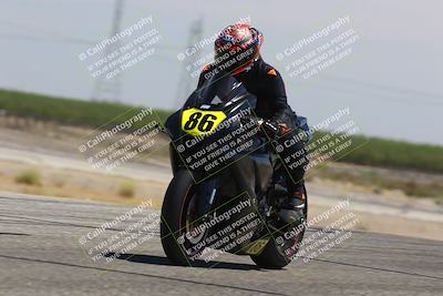 media/Aug-03-2025-TrackDaz (Sun) [[bf4a71acf9]]/A Group/12pm (Wheelie Bump)/